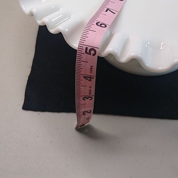 Vintage Beautiful Thumbprint Footed Cake Pedestal Cake Stand Cottagecore - Picture 5 of 7